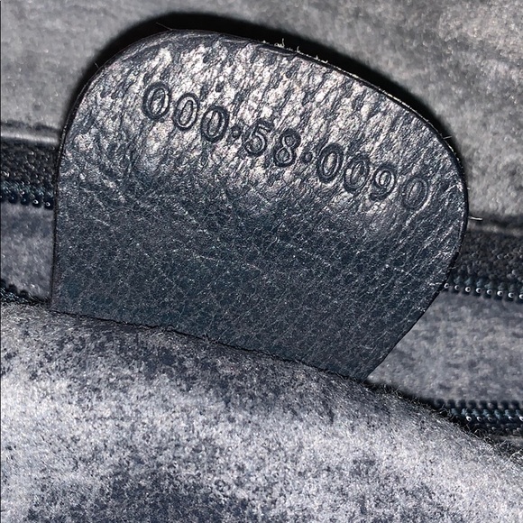 SOLD Authentic Vintage Gucci Handbag SOLD - Picture 5 of 8